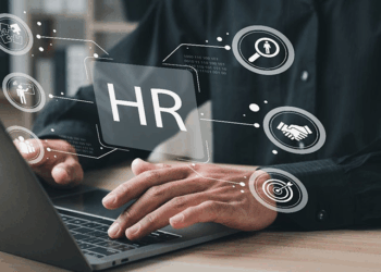 HR Digital Transformation Roadmap: 7 Key Phases to Success